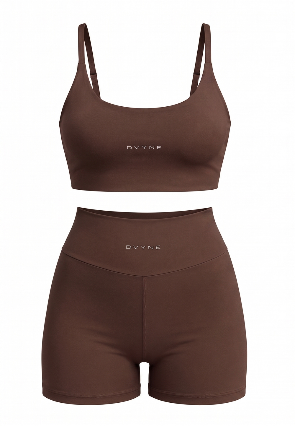 Conjunto fitness DVYNE de top de alça fina e short de cintura alta na cor marrom, visto de frente